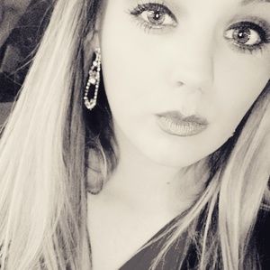 Meet your Posher, Kaylee